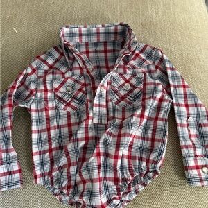Wrangler Red and White Button Down Shirt Classic Plaid